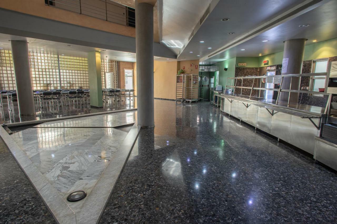 Residencia Sagrado Corazon Hotel Sevilla Buitenkant foto